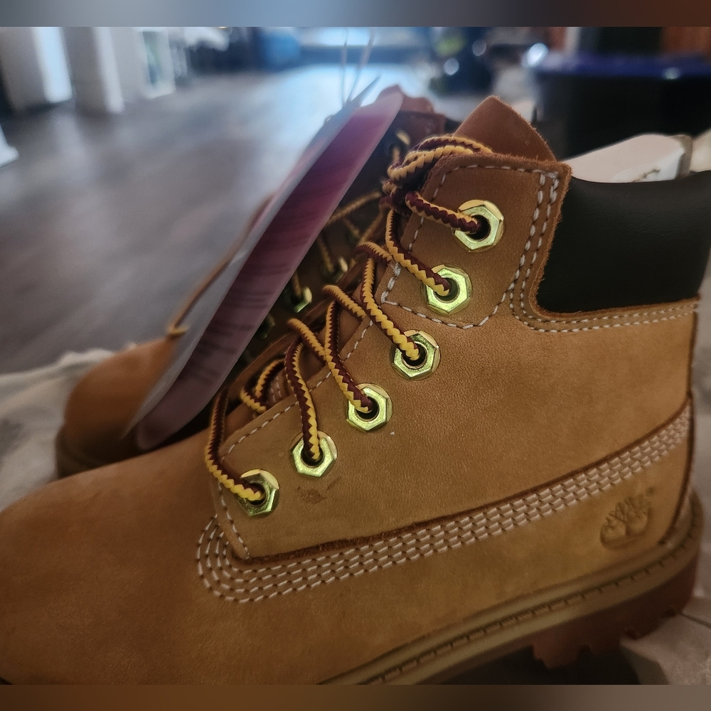 NIB Toddler Boys size 11 Timberland Insulated Boots